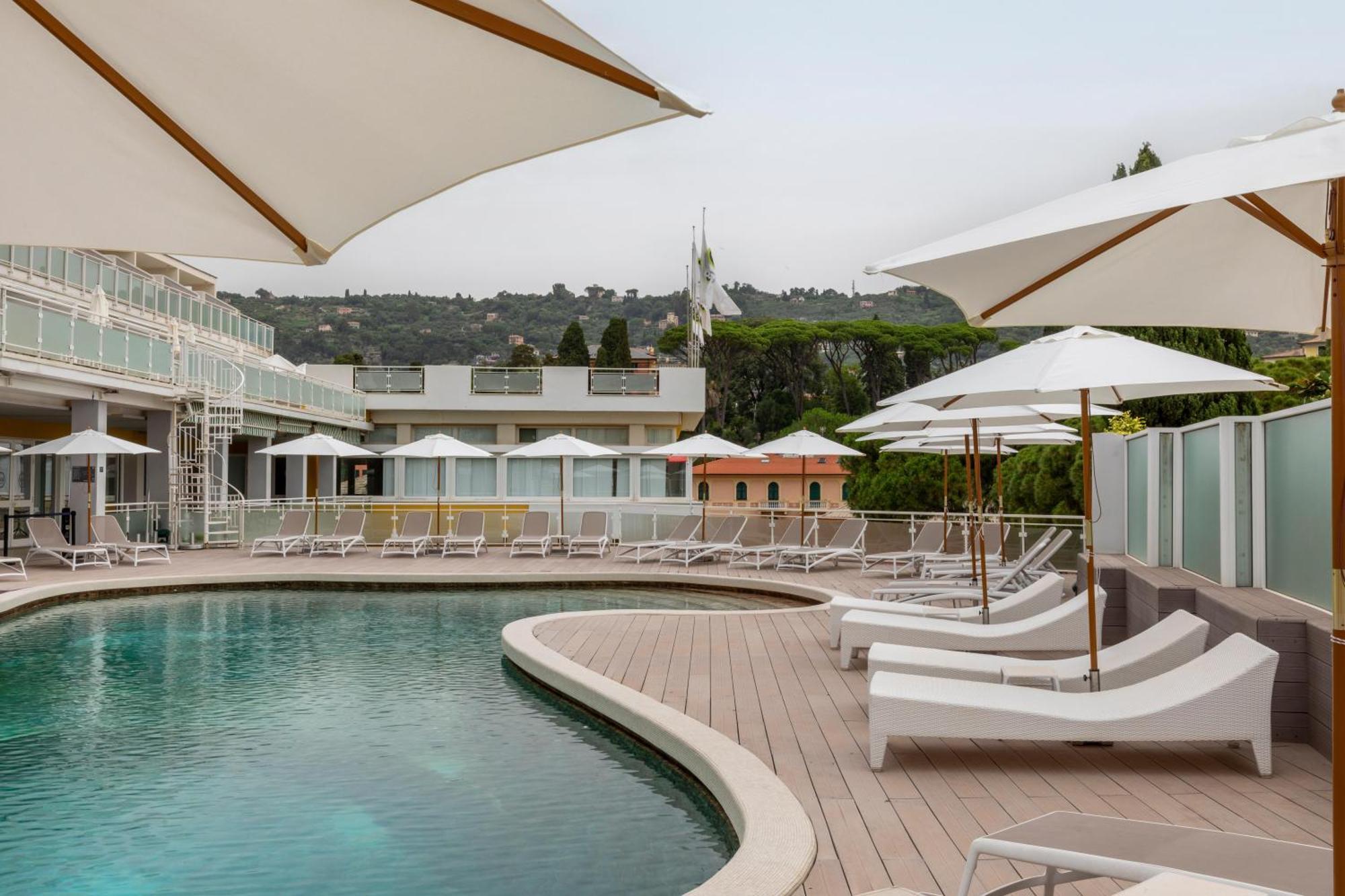B&B Hotels Park Hotel Suisse Санта-Маргерита-Лигуре Екстериор снимка