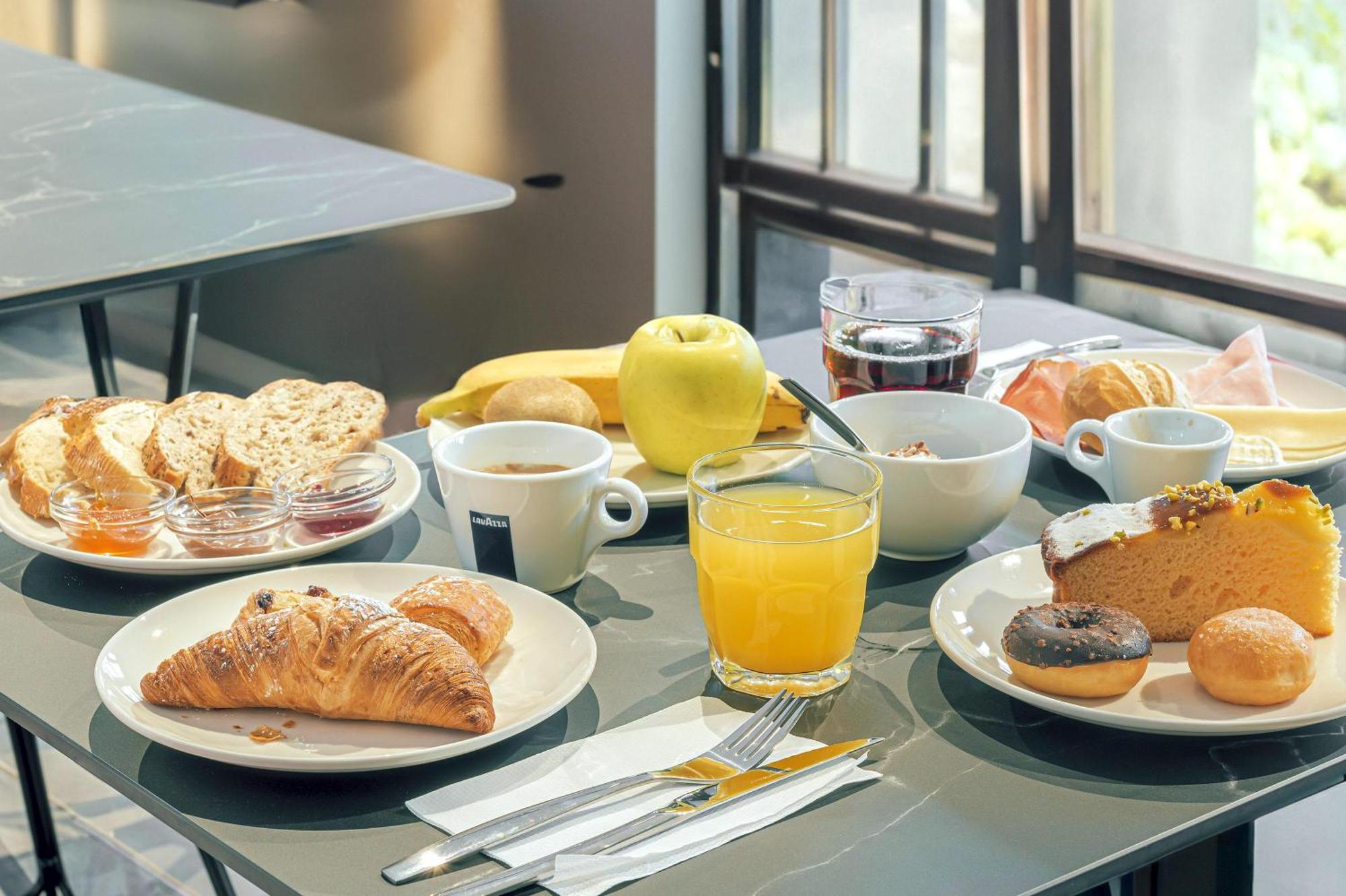 B&B Hotels Park Hotel Suisse Санта-Маргерита-Лигуре Екстериор снимка